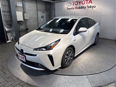 トヨタ　プリウス A