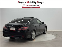 クラウンHV S FourエレガンスS