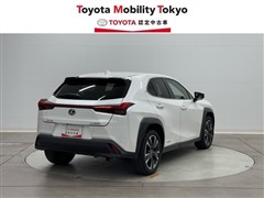 UX250h バージョンL