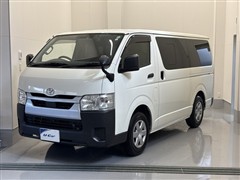 ハイエースバン