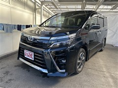 トヨタ　ヴォクシー ZS キラメキ3