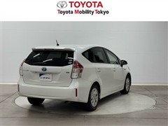 プリウスアルファ S