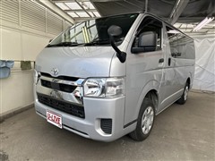 ハイエースバン