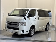 ハイエースバン