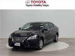 日産 シルフィ X