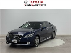 トヨタ クラウンマジェスタ HV F