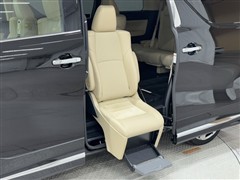 アルファード Gサイドリフトアップ