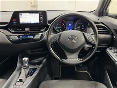 C-HR S LEDエディション