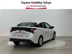 プリウス Sセーフティプラス2