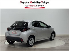 ヤリス HV X