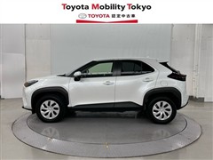 ヤリスクロスHV U