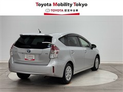 プリウスアルファ S