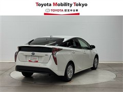 プリウス Sセーフティプラス