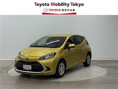 トヨタ　アクア G