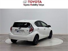 アクア S スタイルブラック