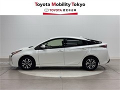 プリウス Sセーフティプラス