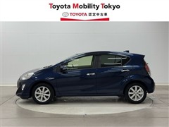 アクア S スタイルブラック