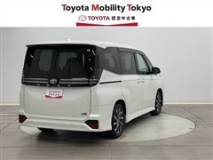 ヴォクシーHV S-Z