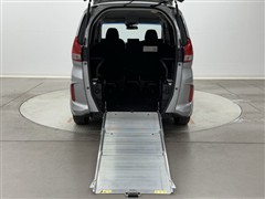 フリードプラスWEL HV G