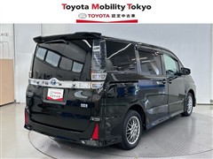 ヴォクシー ハイブリッド ZS