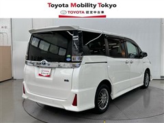 ヴォクシーHV ZSキラメキ2