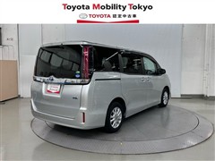 ノア ハイブリッド X