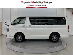 ハイエースV SーGLダークP2