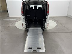 ノアSI クルマイススロープタイプ2