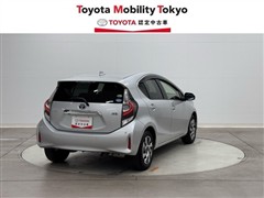 アクア S スタイルブラック