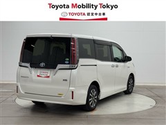 エスクァイアHV GIプレミアムPK