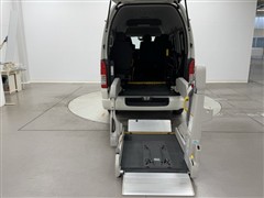 ハイエースWELクルマイススシヨウB