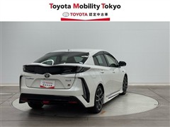 プリウスPHEV S GRスポーツ