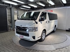 ハイエースバン