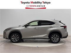 NX200t Fスポーツ