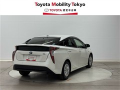 プリウス Sセーフティプラス