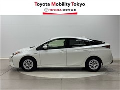 プリウス Sセーフティプラス