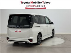 ヴォクシーHV S-Z