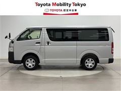 ハイエースV DXジャストロー