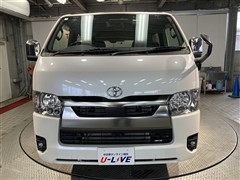 トヨタ　ハイエースVS-GLダークプライムS