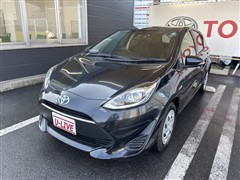 トヨタ　アクア S スタイルブラック