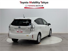 プリウスアルファ S