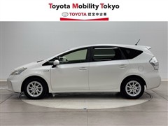 プリウスアルファ S