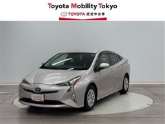 トヨタ プリウス Sセーフティプラス