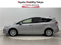 プリウスアルファ S