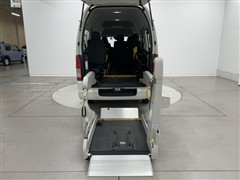 ハイエースVウェルキャブ クルマイスシ