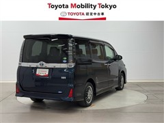 ヴォクシーHV ZSキラメキ2