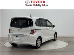 フリードG プレミアムエディション