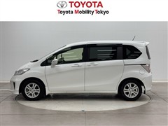 フリードG プレミアムエディション