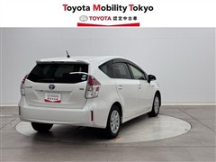 プリウスアルファ S