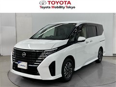 日産　セレナW HVハイウェイスターV